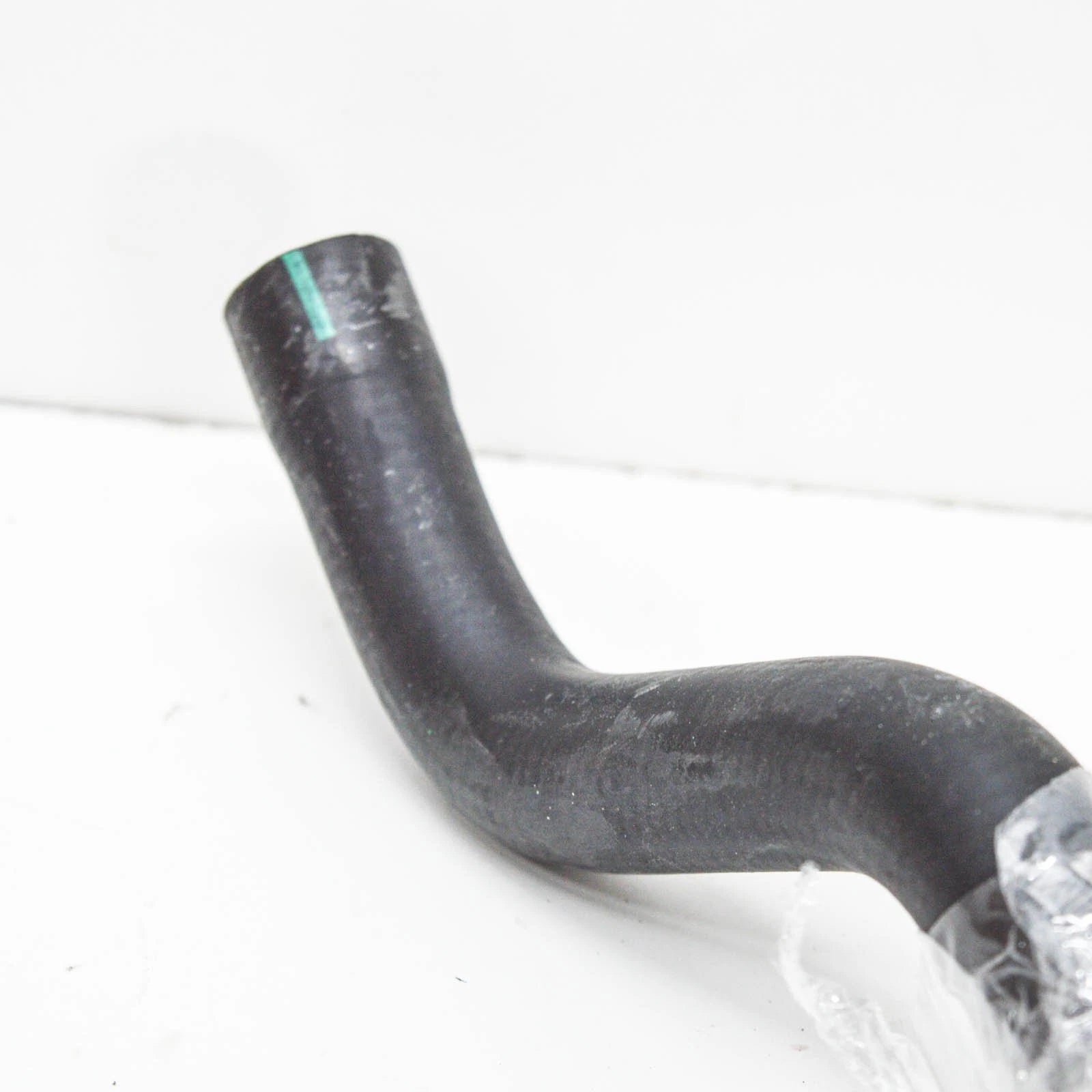 NEW BMW 3 E46 HEATER HOSE UPPER 64218363198 8363198 ORIGINAL