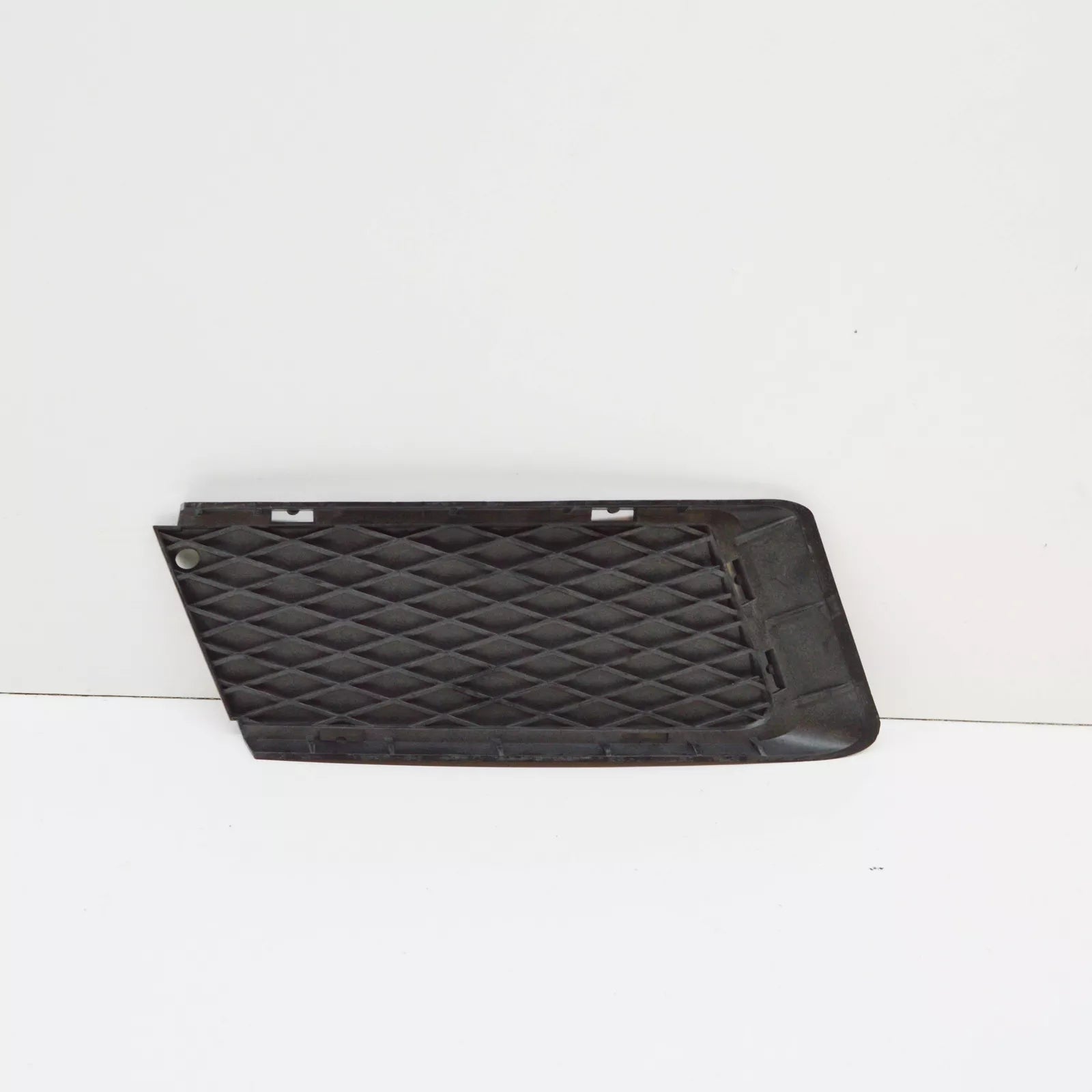 NEW BMW 3 COUPE E92 FRONT RIGHT CLOSED BLACK GRID GRILLE 51117178992 ORIGINAL
