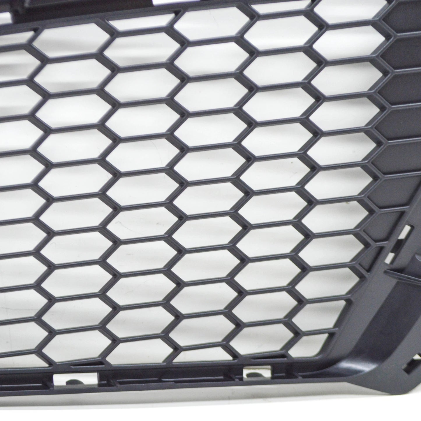 NEW BMW X5 E70 X6 E71 M FRONT BUMPER GRILLE GRILL RIGHT 51117205578 7205578