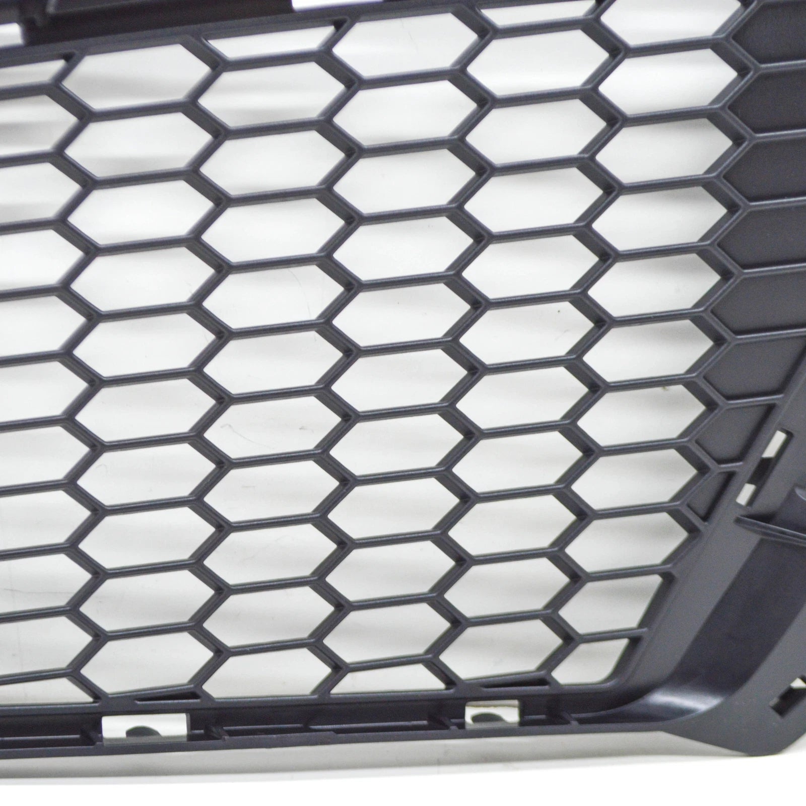 NEW BMW X5 E70 X6 E71 M FRONT BUMPER GRILLE GRILL RIGHT 51117205578 7205578