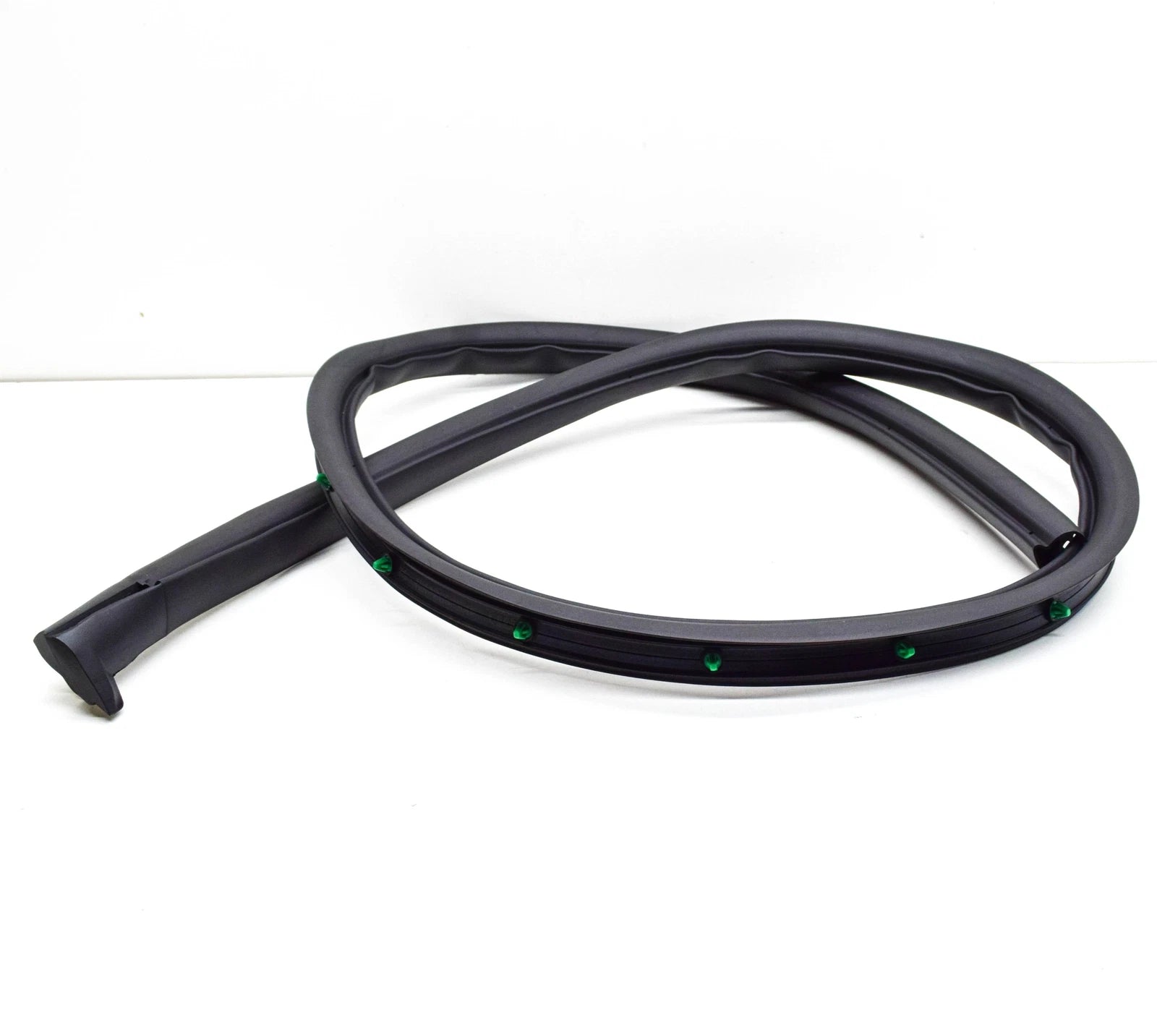 NEW AUDI E-TRON SPORTBACK GEA LEFT SIDE PANEL SILL SEAL 4KE833177B ORIGINAL