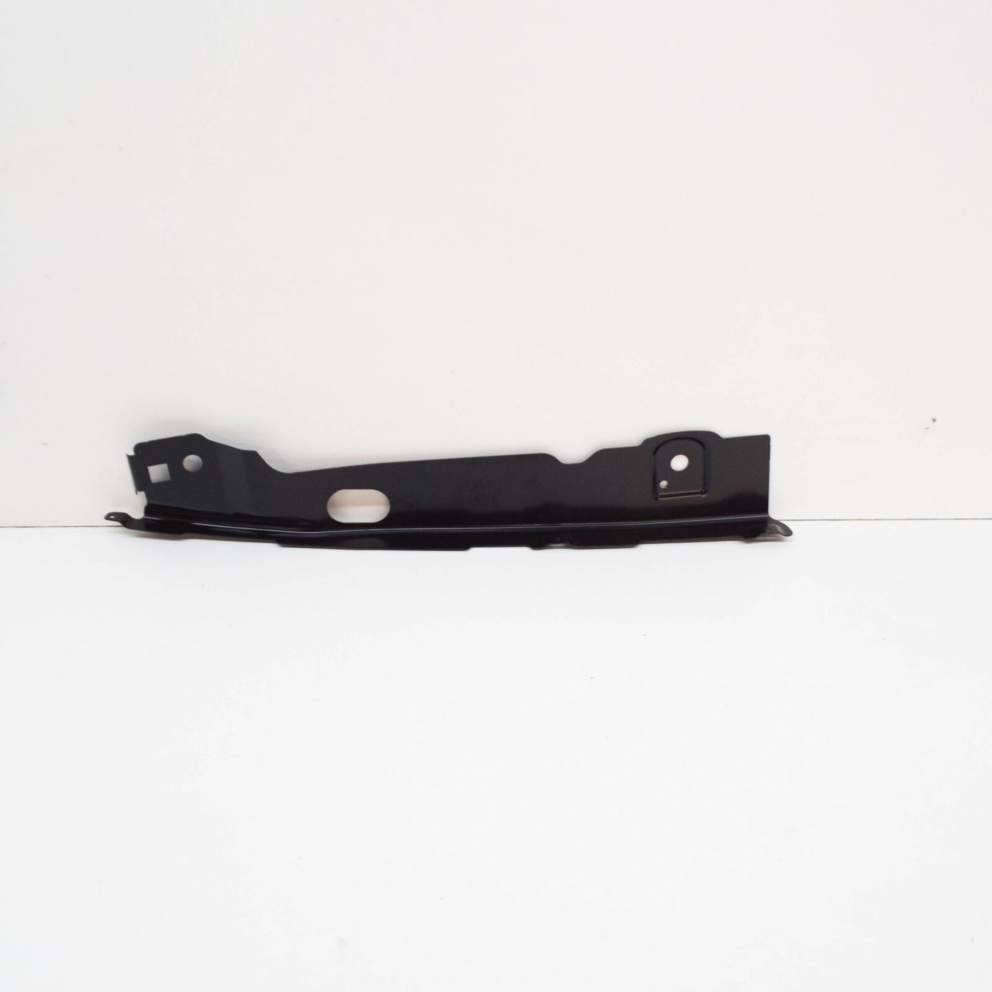 NEW AUDI A3 8V FRONT FENDER CENTER BRACKET LEFT 8V5821467B ORIGINAL