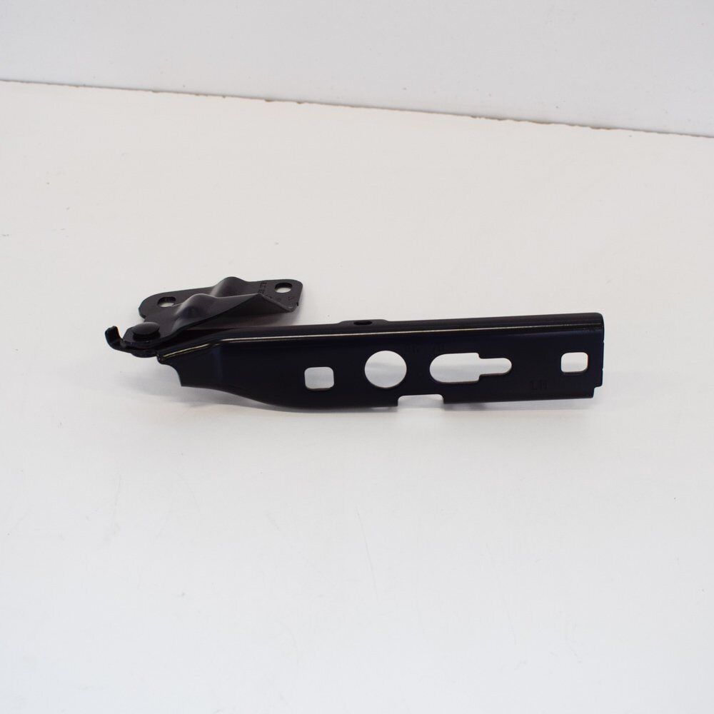 NEW AUDI Q3 8U BONET LEFT SIDE HINGE 8U0823301 ORIGINAL