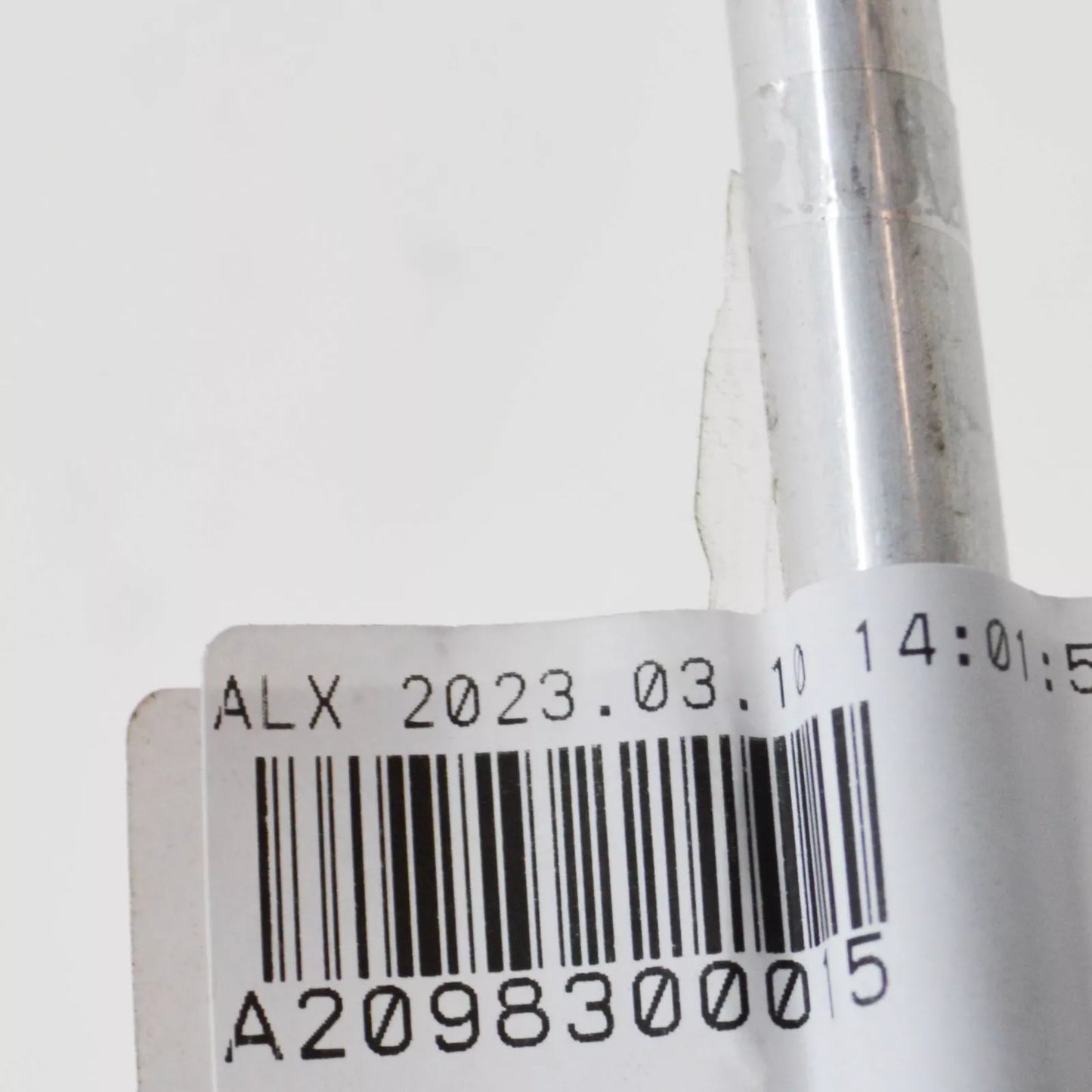 NEW MB CLK C209 CONDENSER TO EXPANSION VALVE PIPING LHD A2098300015 ORIGINAL