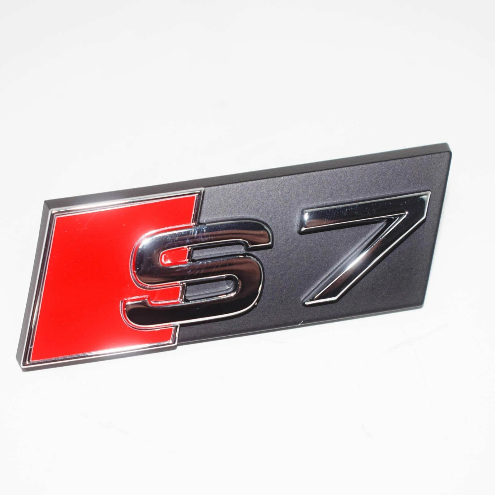 NEW AUDI A7 4GA FRONT BUMPER GRILLE EMBLEM BADGE 4G8853736A 2ZZ