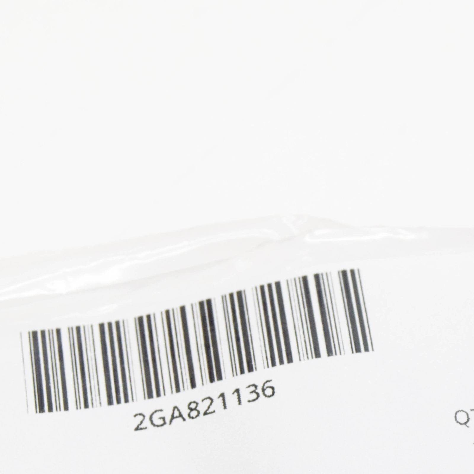 NEW VOLKSWAGEN T-ROC A11 FRONT RIGHT FENDER HOLDER 2GA821136 ORIGINAL