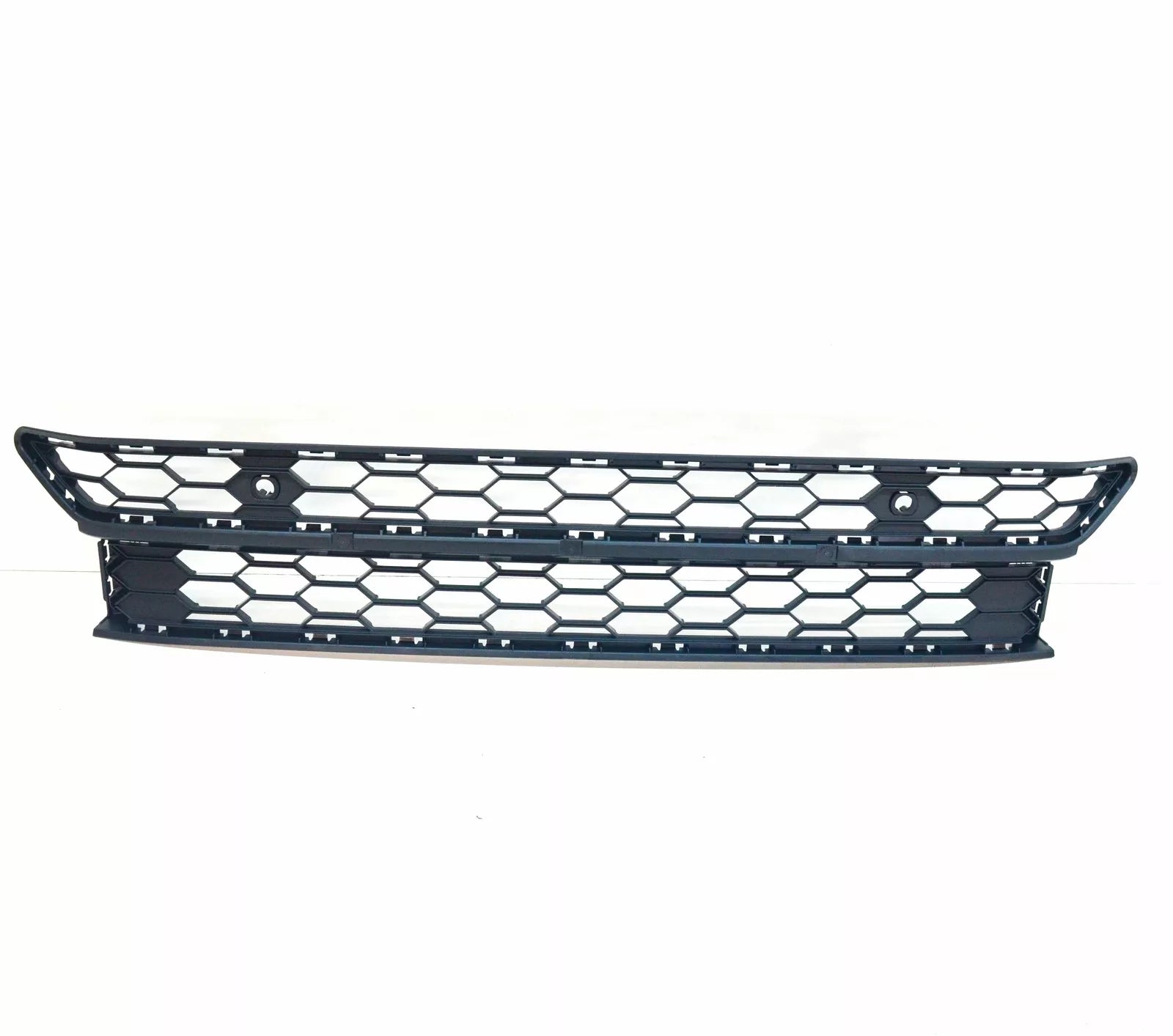 NEW VW AMAROK FRONT BUMPER LOWER GRILLE 2H68536719B9
