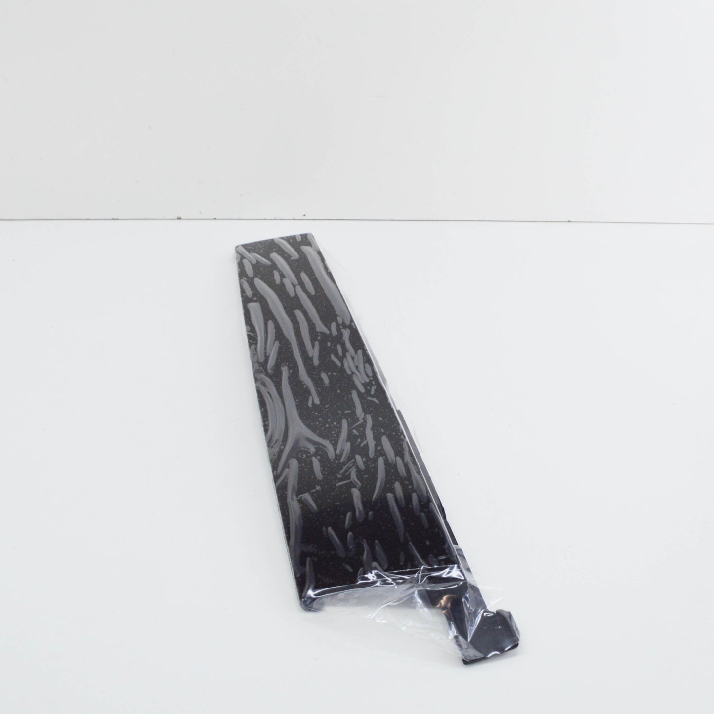 new ford mondeo mk4 front right door b-pillar moulding 1718439 original