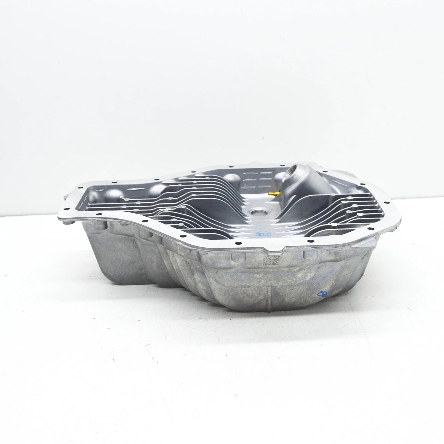 NEW BMW 4 COUPE G82 REAR DIFFERENTIAL AXLE OIL PAN 33117856932 ORIGINAL