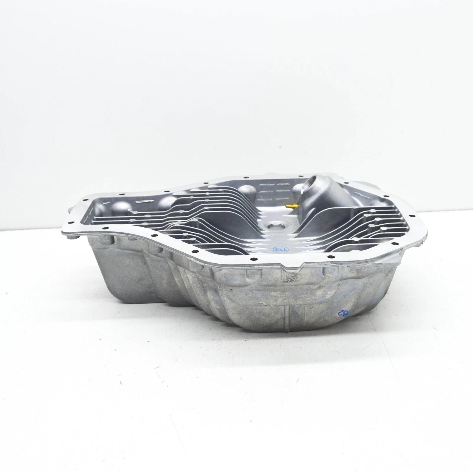 NEW BMW 4 COUPE G82 REAR DIFFERENTIAL AXLE OIL PAN 33117856932 ORIGINAL