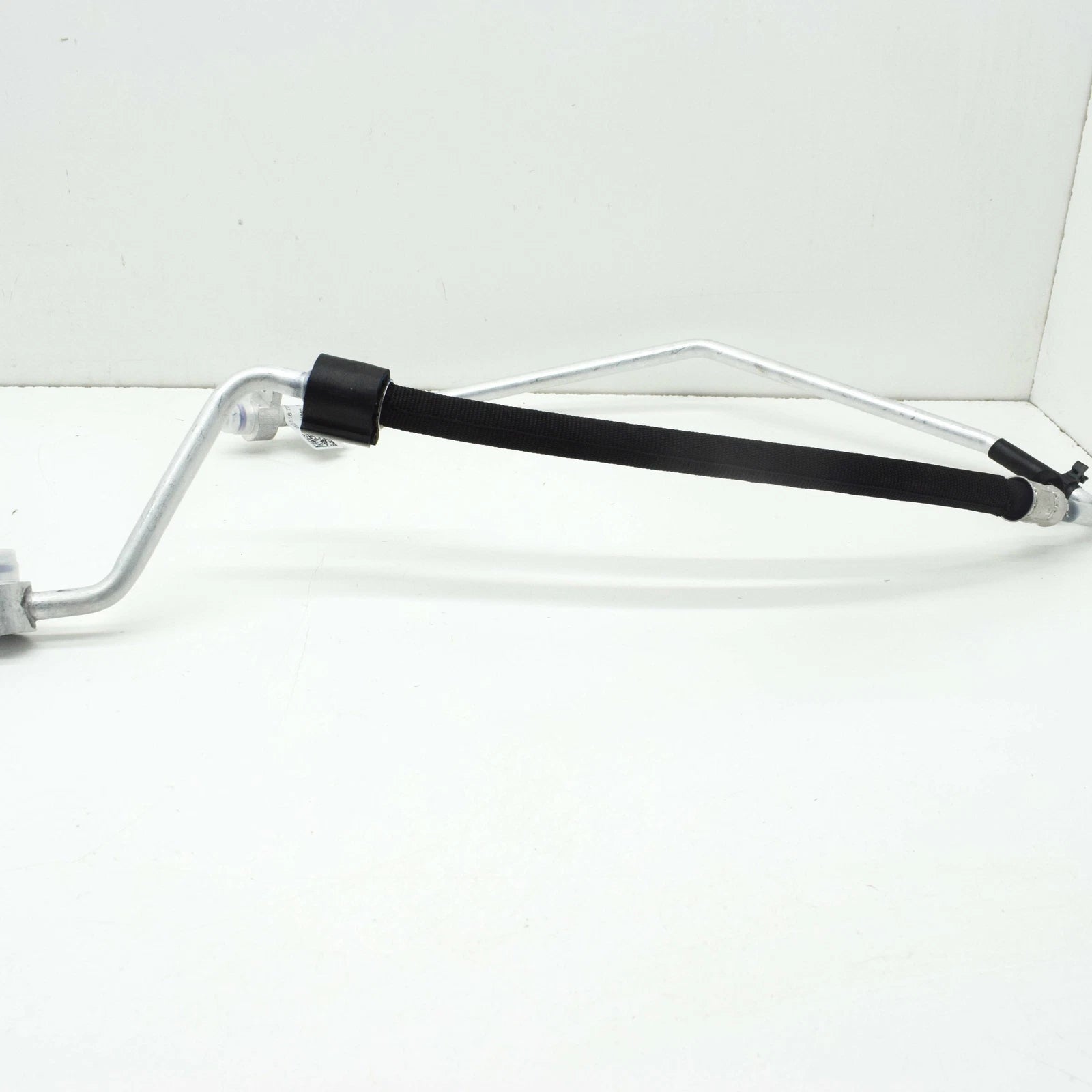 NEW AUDI Q8 4MN A/C REFRIGERANT LINE 4M0816721G ORIGINAL