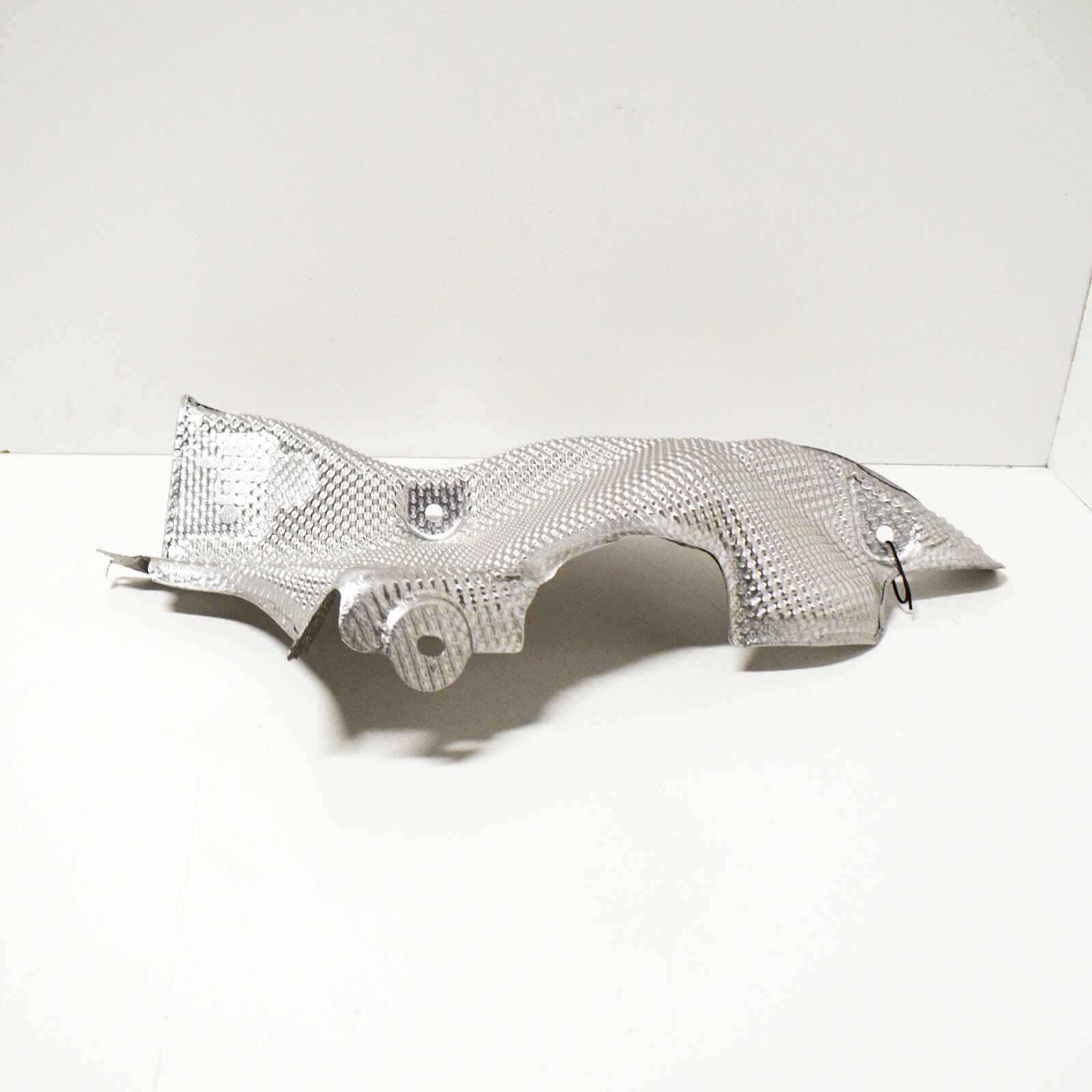 NEW AUDI A4 B9 FRONT LEFT CV JOINT HEAT SPLASH SHIELD 8W0399299F ORIGINAL