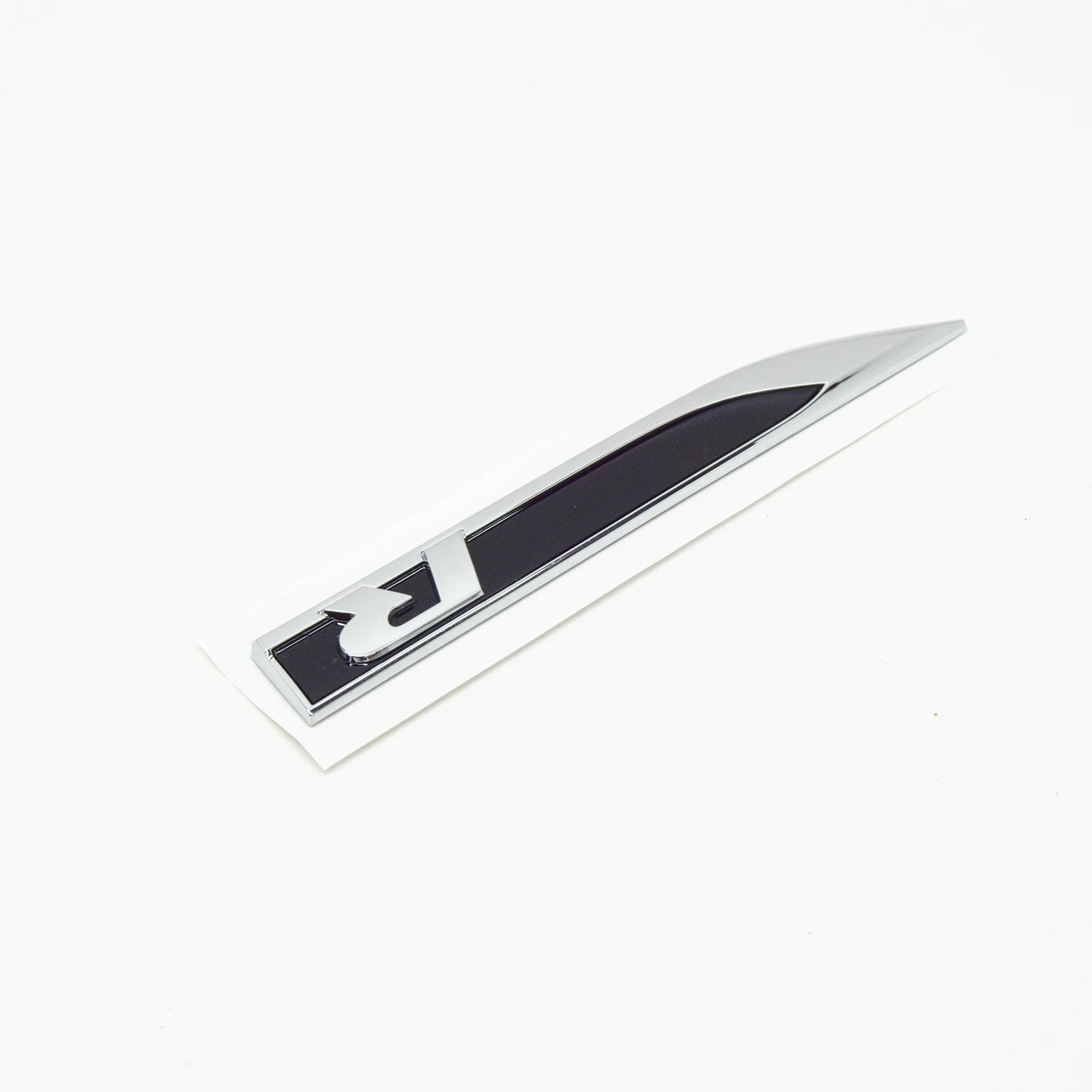 NEW VOLKSWAGEN GOLF 5G MK7 LEFT WING MANUFACTURER BADGE 5G0853688BFFOD ORIGINAL