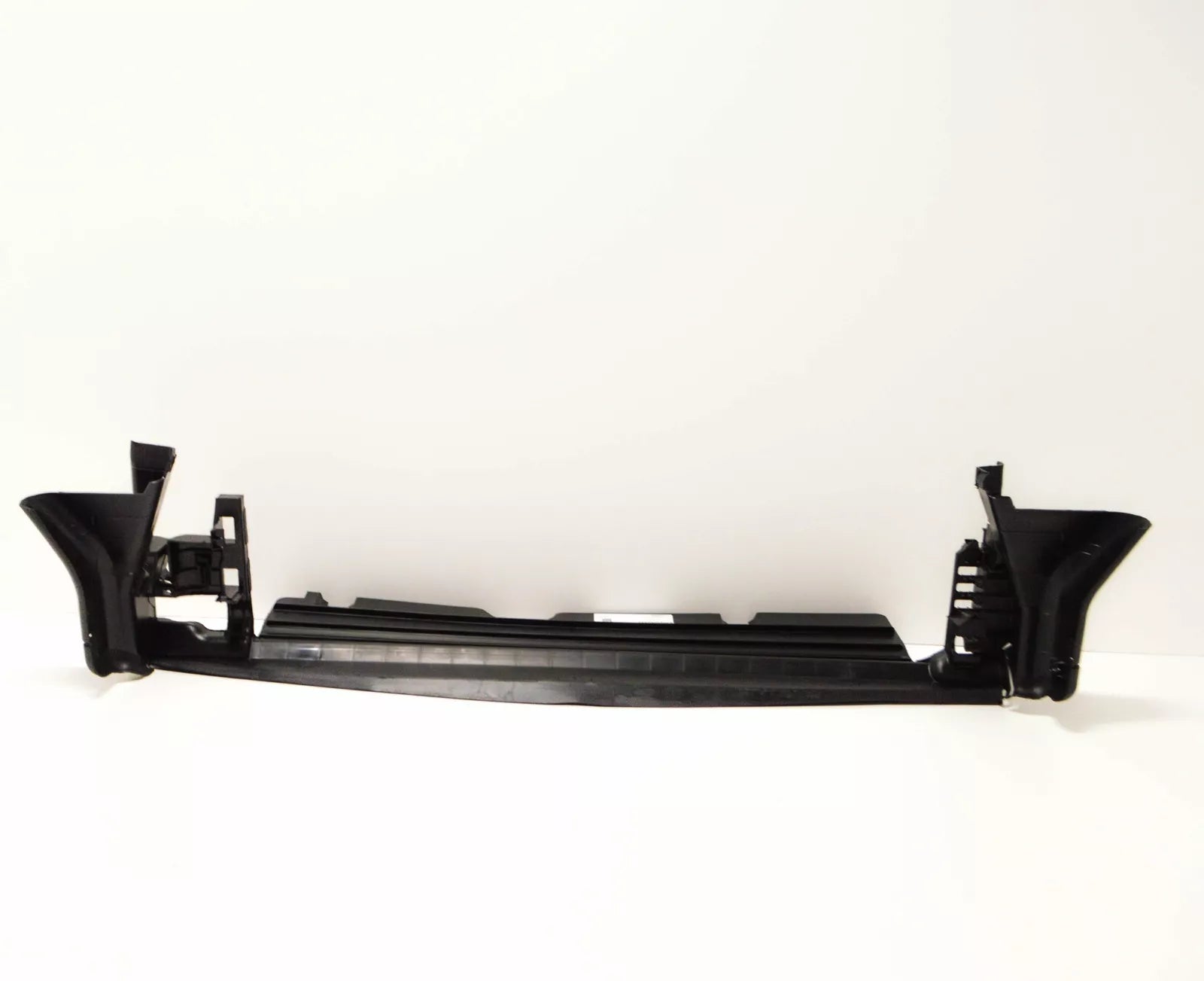 NEW MERCEDES-BENZ C-CLASS W205 AIR DUCT SEGMENT BOTTOM A2055050730 ORIGINAL