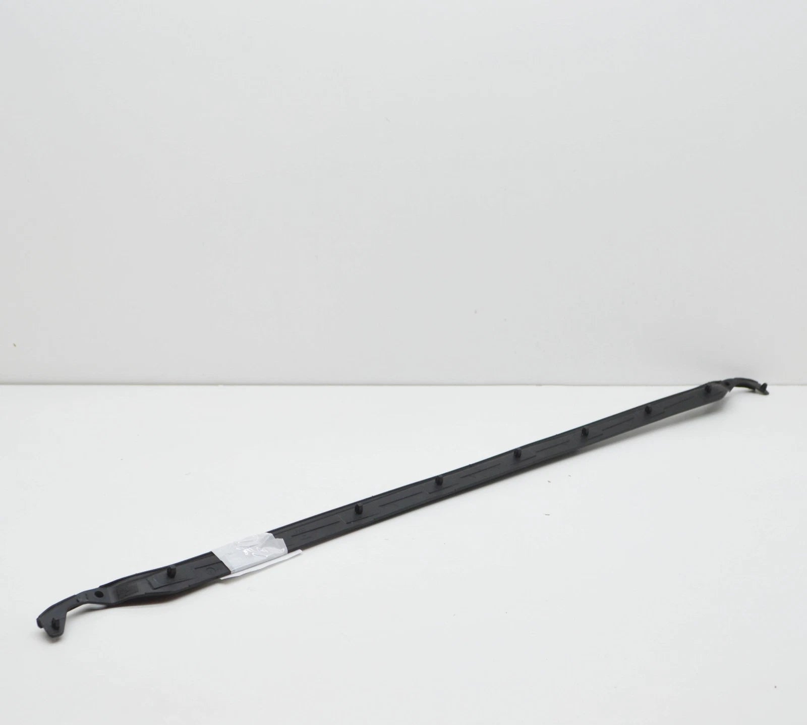 NEW AUDI A5 8T3 BONNET FRONT EDGE PROTECTION 8T0823126J ORIGINAL