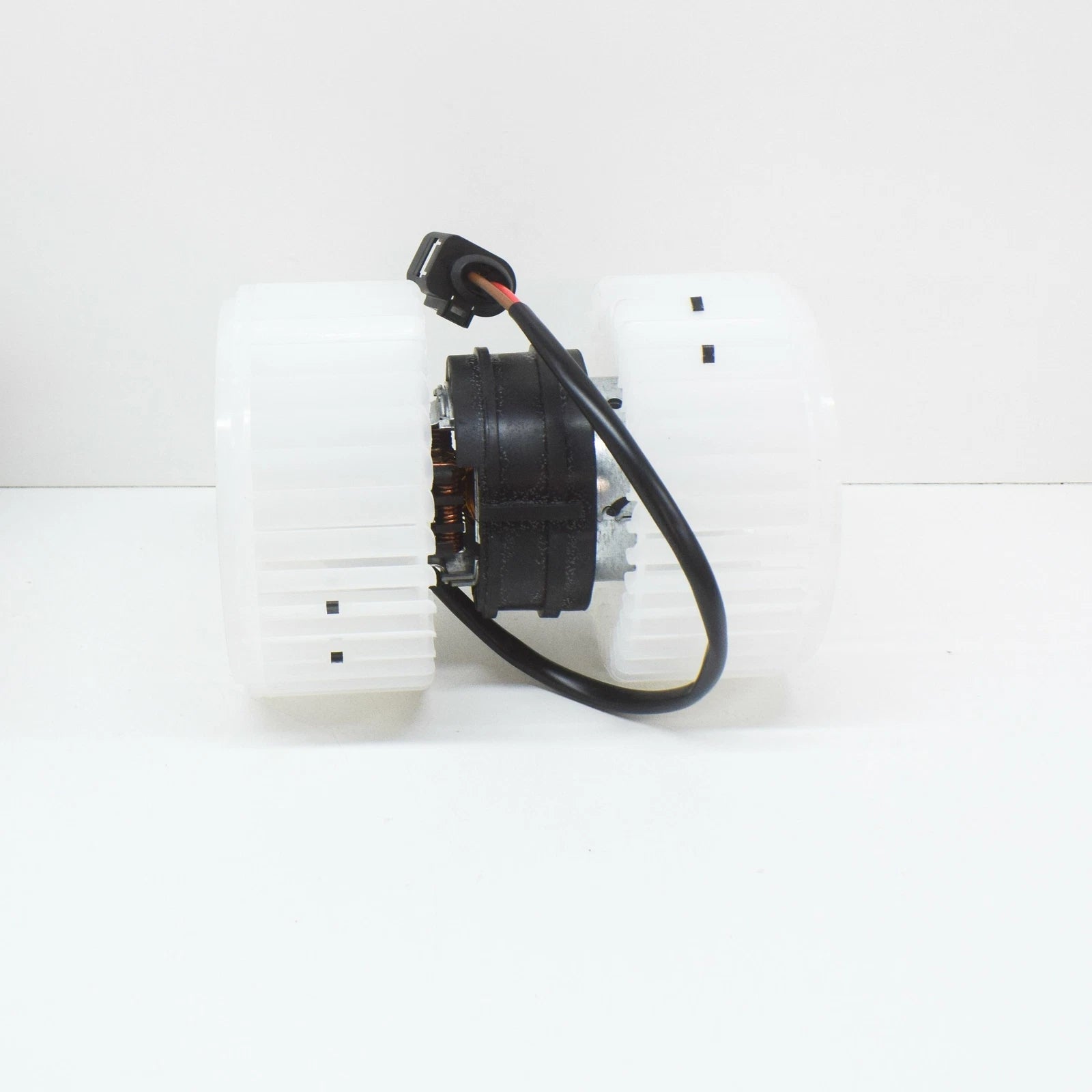 NEW AUDI A8 D3 FAN MOTOR WITH WHEEL 4E0959101A ORIGINAL