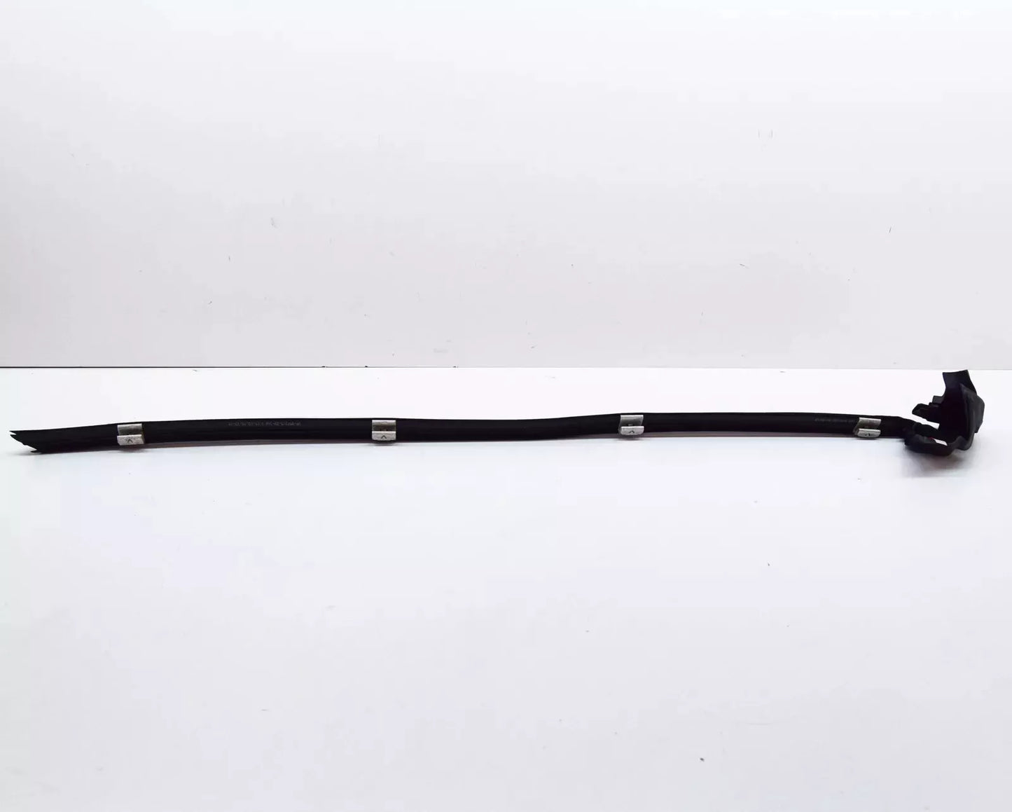 NEW MB CL C215 REAR LEFT SIDE WINDOW OUTSIDE SEALING RAIL A2156700338