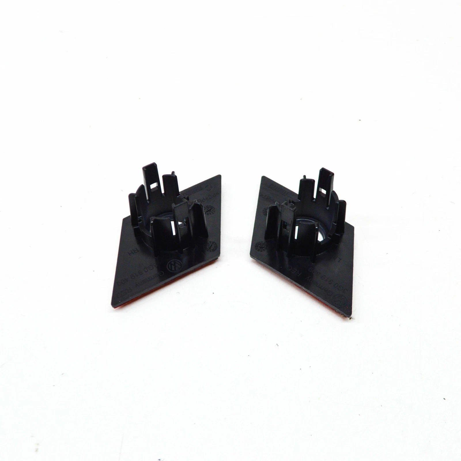 NEW VOLKSWAGEN PASSAT B8 FRONT BUMPER PDC SENSOR KIT 3G0998494GRU ORIGINAL