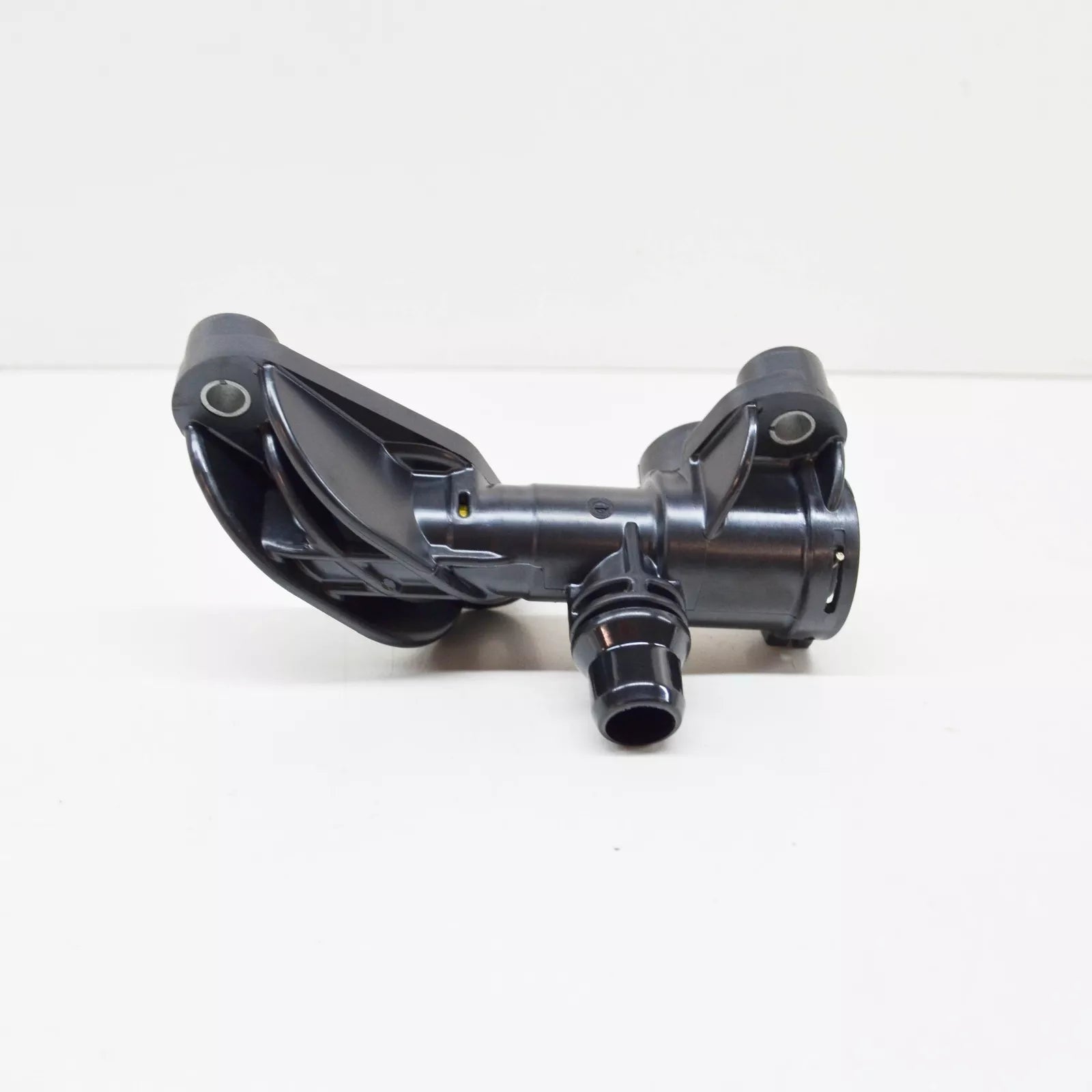 NEW BMW X5 E70 OIL COOLER THERMOSTAT 17107558267 7558267 ORIGINAL