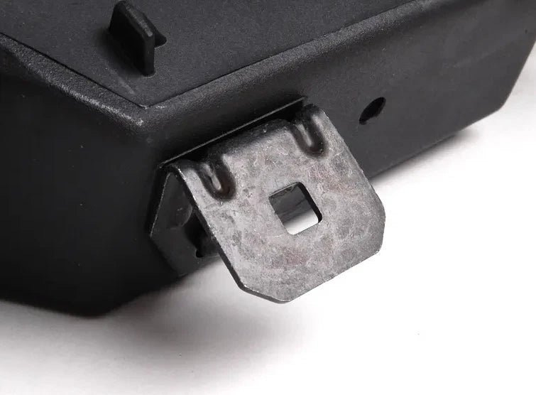 NEW BMW 8 E31 FRONT RIGHT HEADLIGHT HOUSING 63128354544 8354544 ORIGINAL