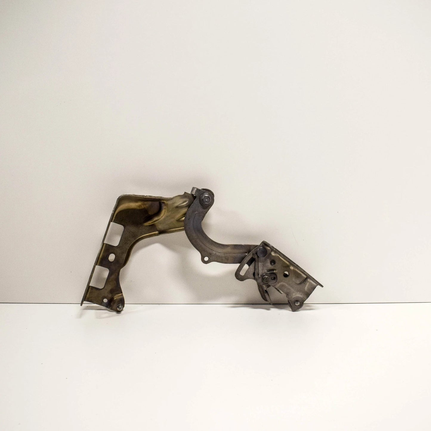 NEW MERCEDES BENZ E W213 FRONT LEFT BONNET HOOD HINGE A2138800128 ORIGINAL