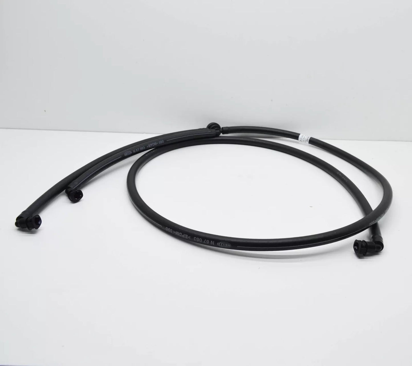 NEW BMW 6 CABRIO E64 HEADLIGHT WASHER HOSE 61677051372 7051372 ORIGINAL