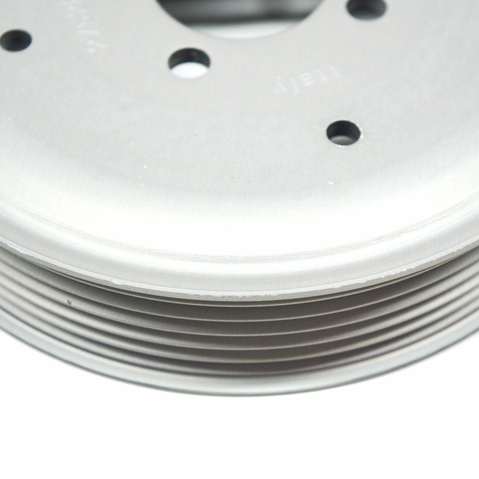 NEW AUDI Q7 4M ENGINE WATER PUMP PULLEY 06M121031D ORIGINAL