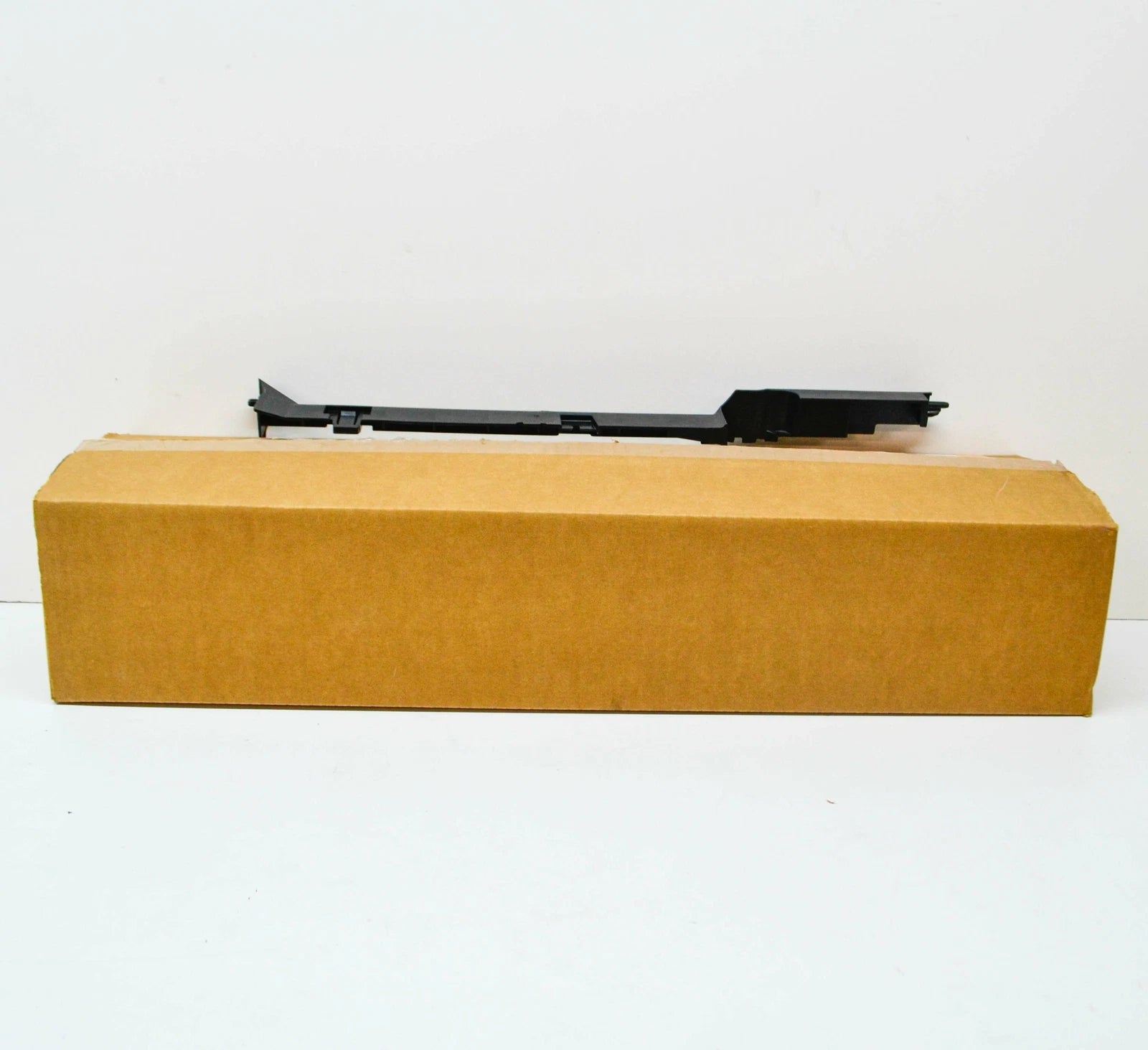 NEW BMW X3 G01 M F97 COOLANT RADIATOR RIGHT HOLDER 17118642757 ORIGINAL