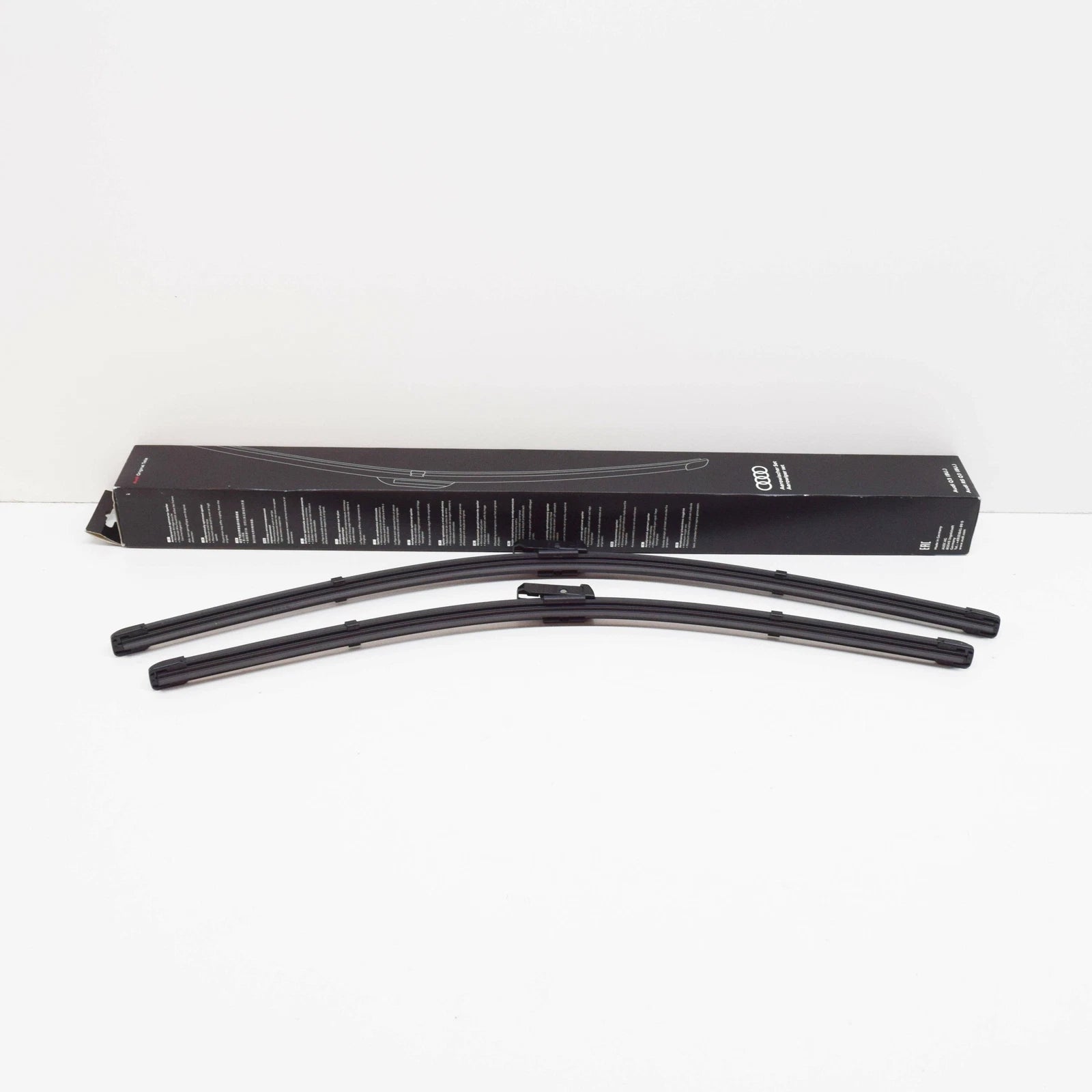 NEW AUDI Q3 8U FRONT WINDSHIELD AERODYNAMIC WIPER BLADE LHD 8U1998002