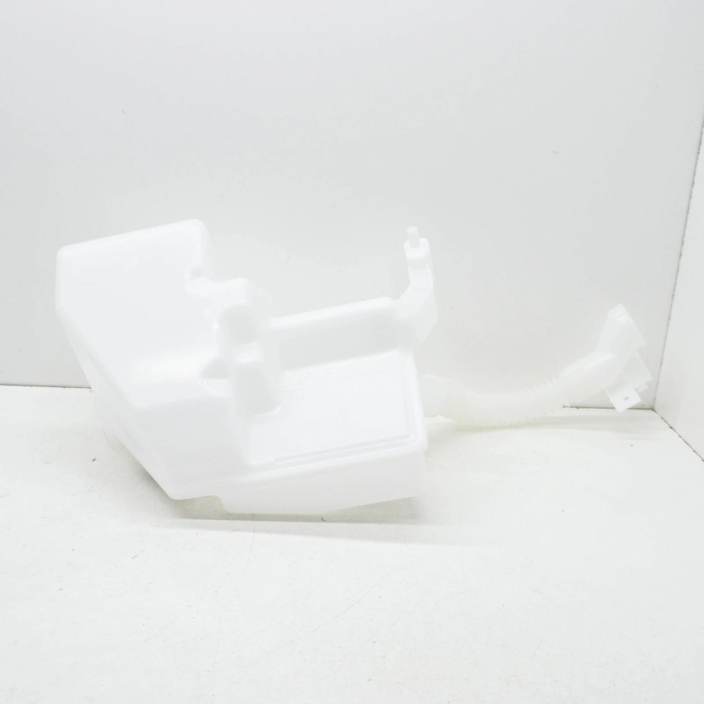 NEW MERCEDES-BENZ GLB X247 WINDSHIELD WASHER TANK A2478690500 ORIGINAL