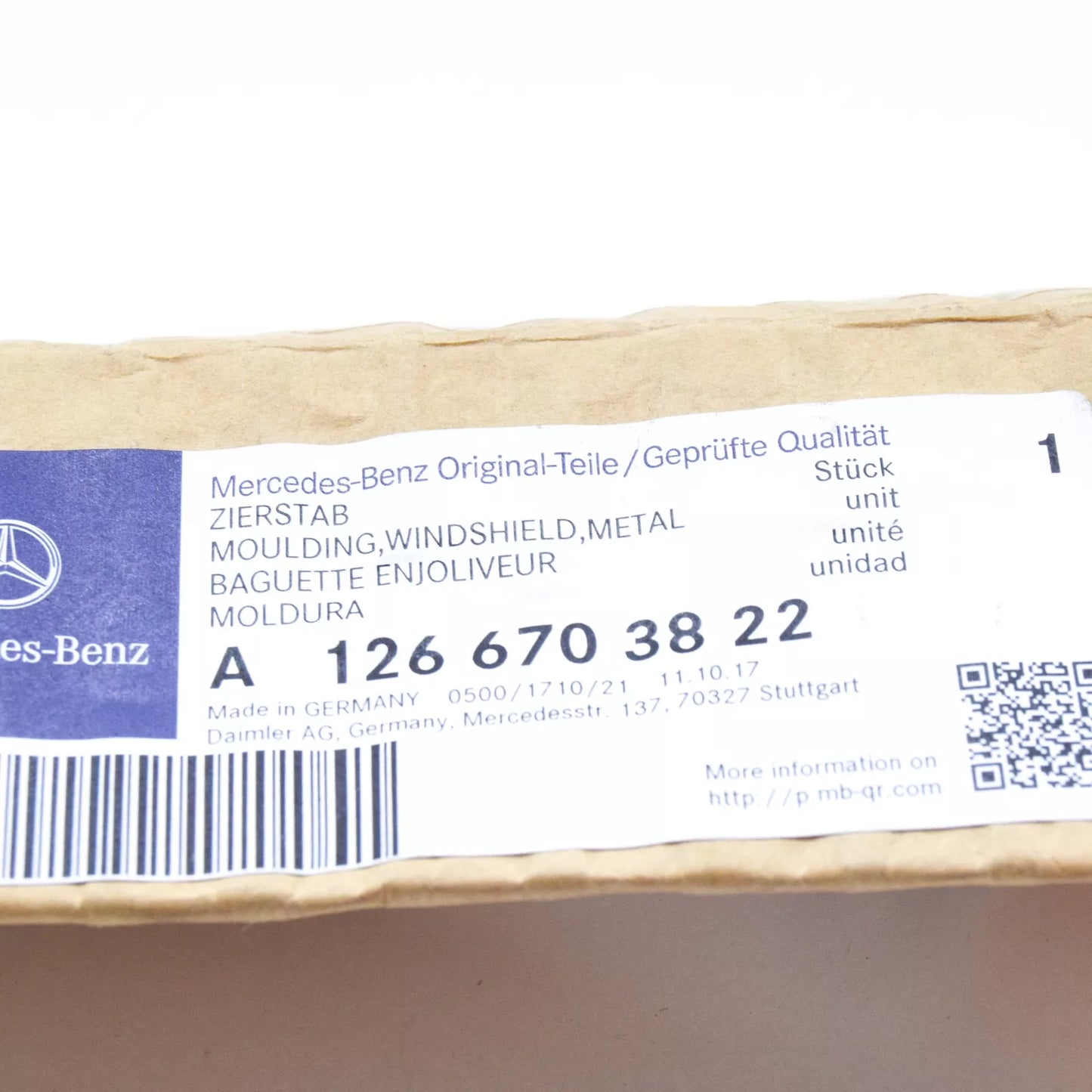 NEW MERCEDES-BENZ S W126 WINDSHIELD TOP RIGHT MOULDING A1266703822 ORIGINAL