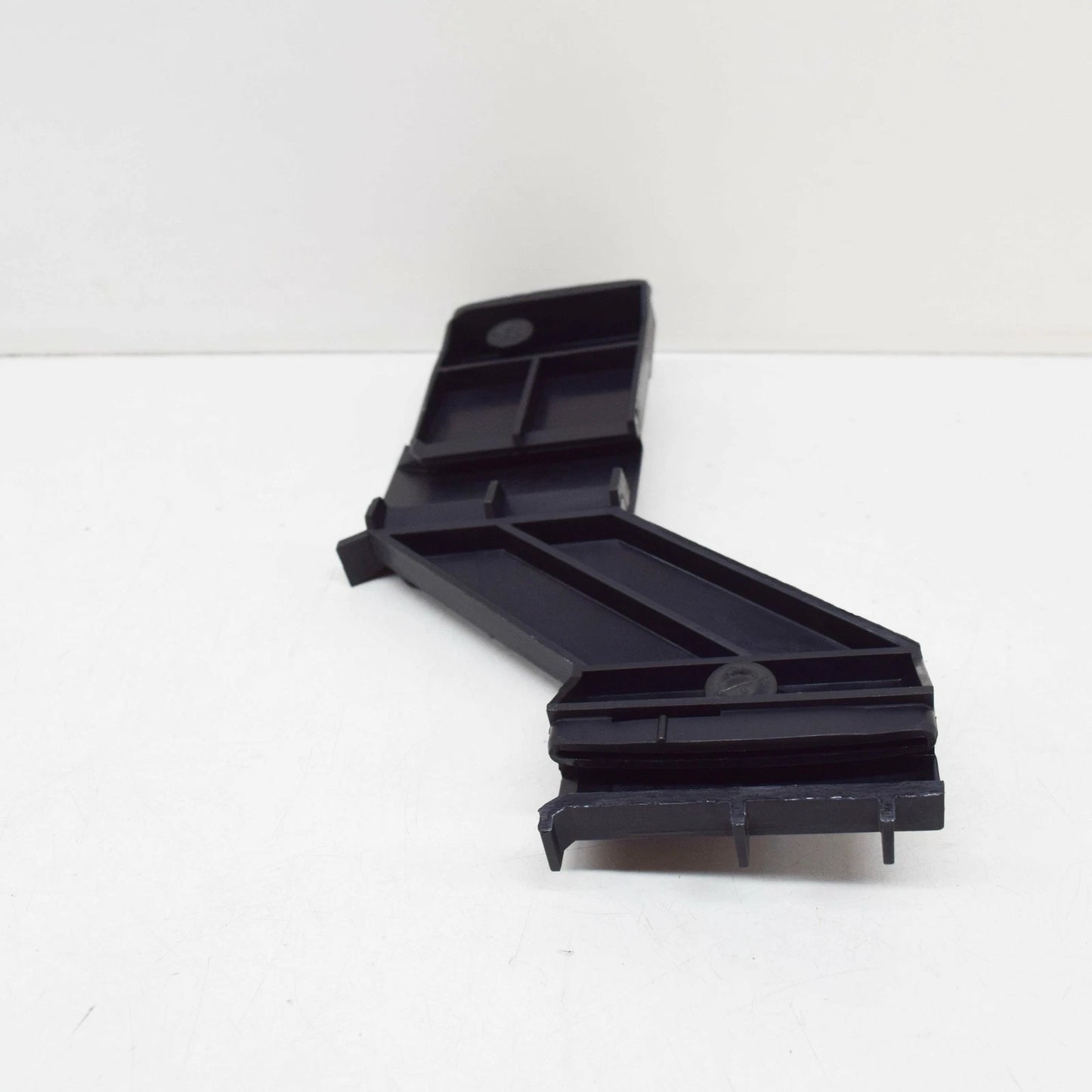 NEW MERCEDES-BENZ SPRINTER 903 REAR BUMPER RIGHT BRACKET A9018800414 ORIGINAL