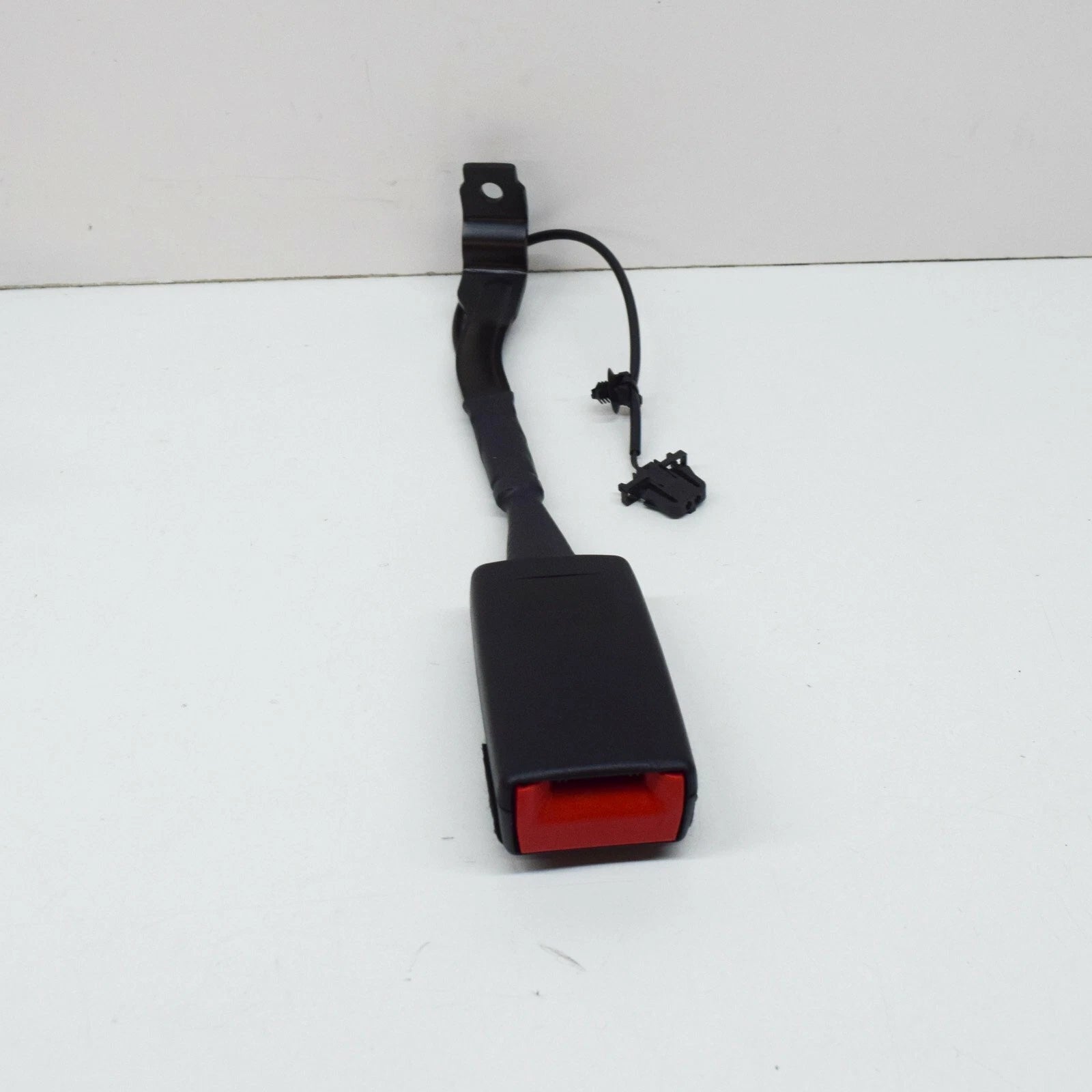 NEW AUDI A3 8P FRONT LEFT SEAT BELT LATCH LHD 8P4857755H01C