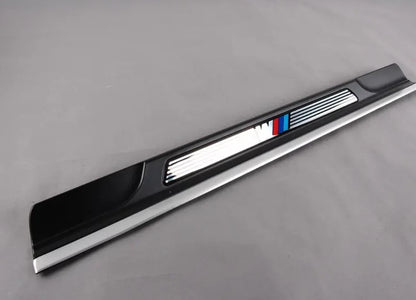 NEW BMW 3 E46 FRONT LEFT DOOR SILL TRIM 51477891929 7891929 ORIGINAL