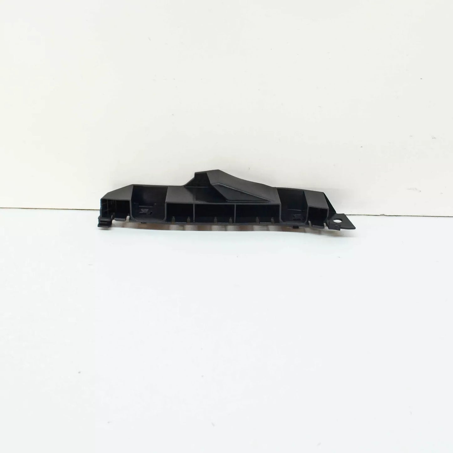 NEW VOLKSWAGEN TRANSPORTER T6 FRONT RIGHT BUMPER BRACKET 7LA807184A ORIGINAL