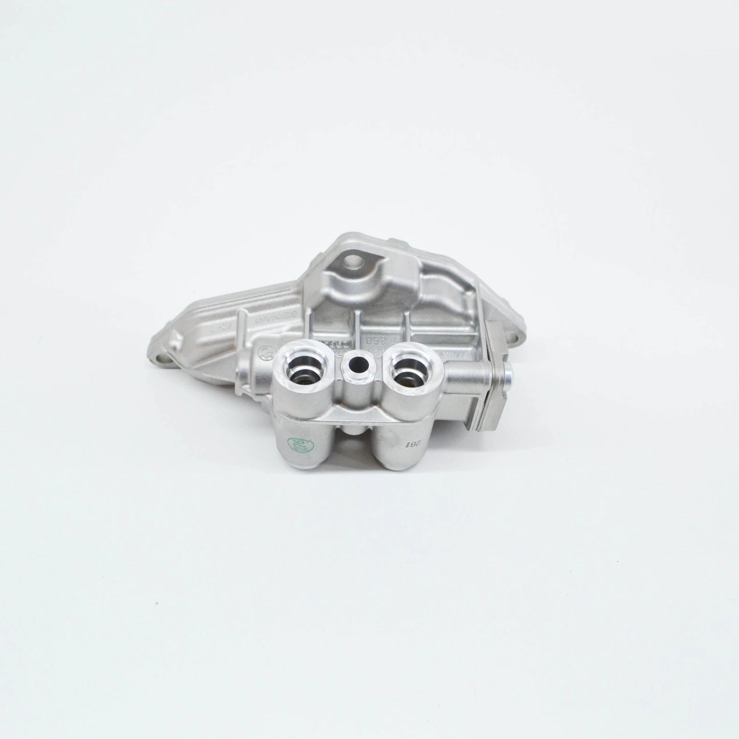 NEW BMW X3 E83 OIL COOLER THERMOSTAT HOUSING 11427577284 7577284 ORIGINAL