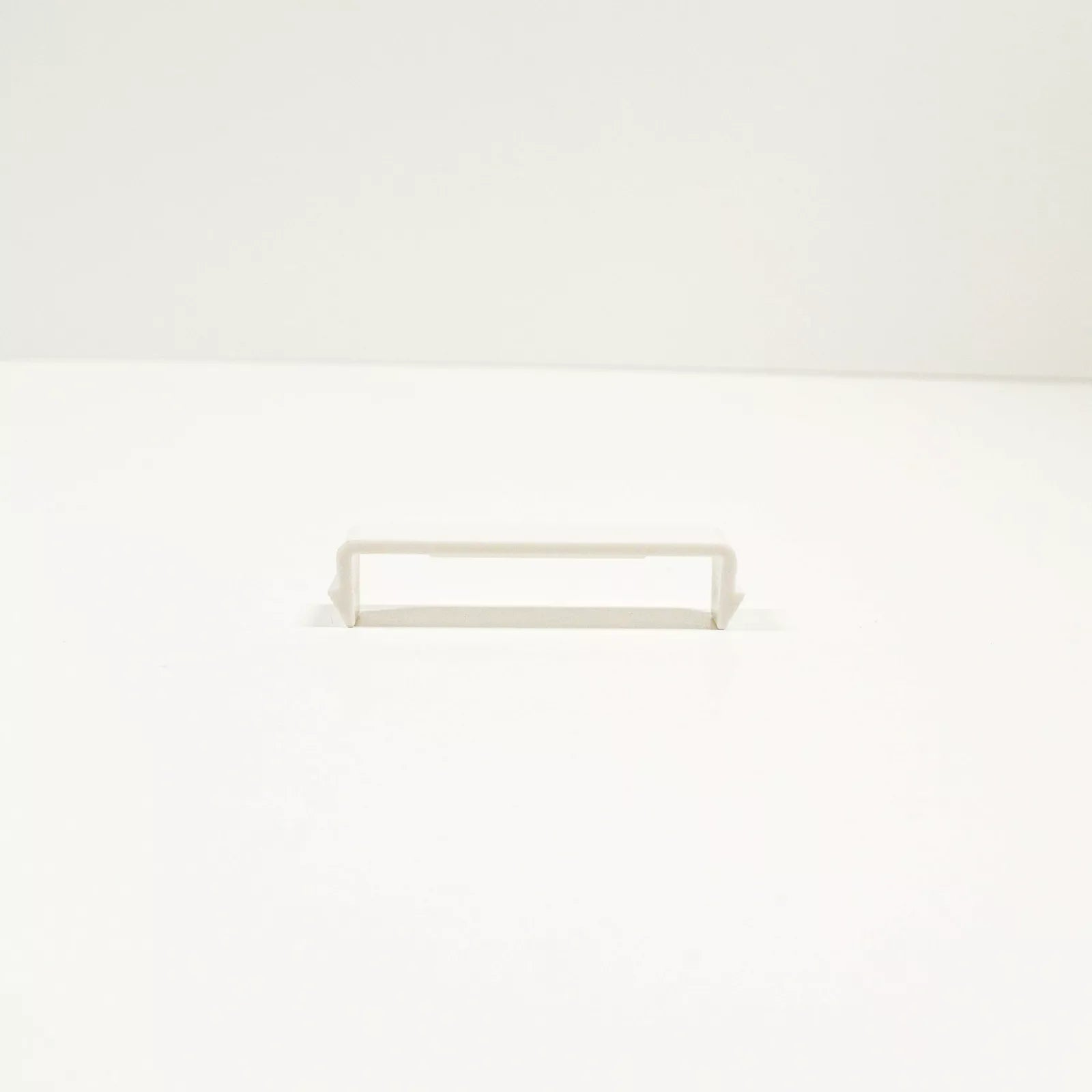 NEW MERCEDES-BENZ C W205 REAR BUMPER RADAR SENSOR BRACKET A2128850314