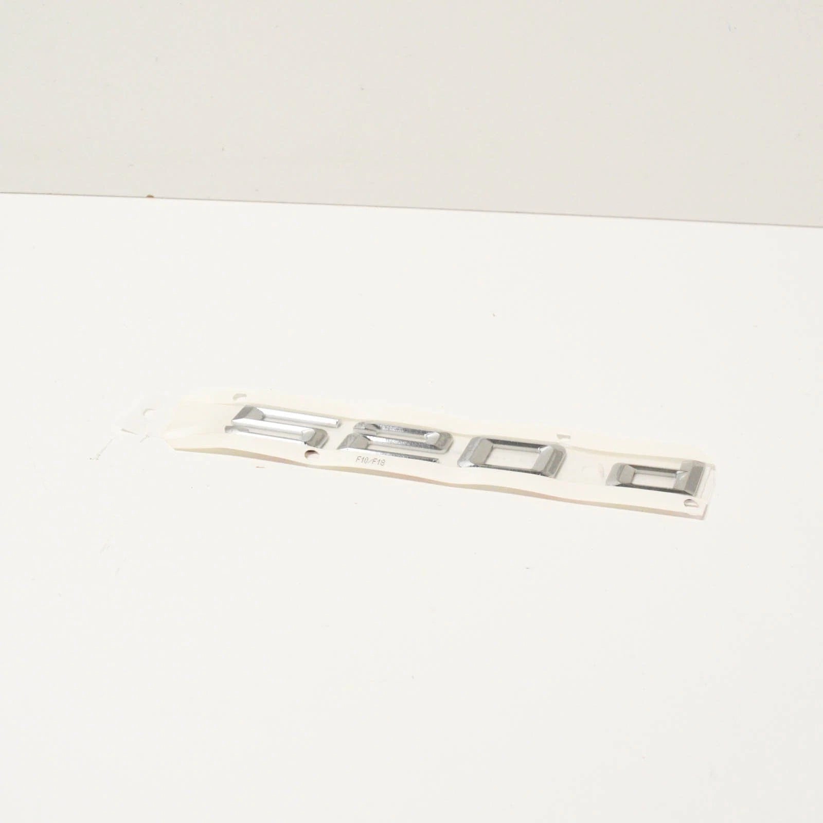 NEW BMW F10 F10N TRUNK LID 520D EMBLEM BADGE LOGO SIGN 7219542 51147219542