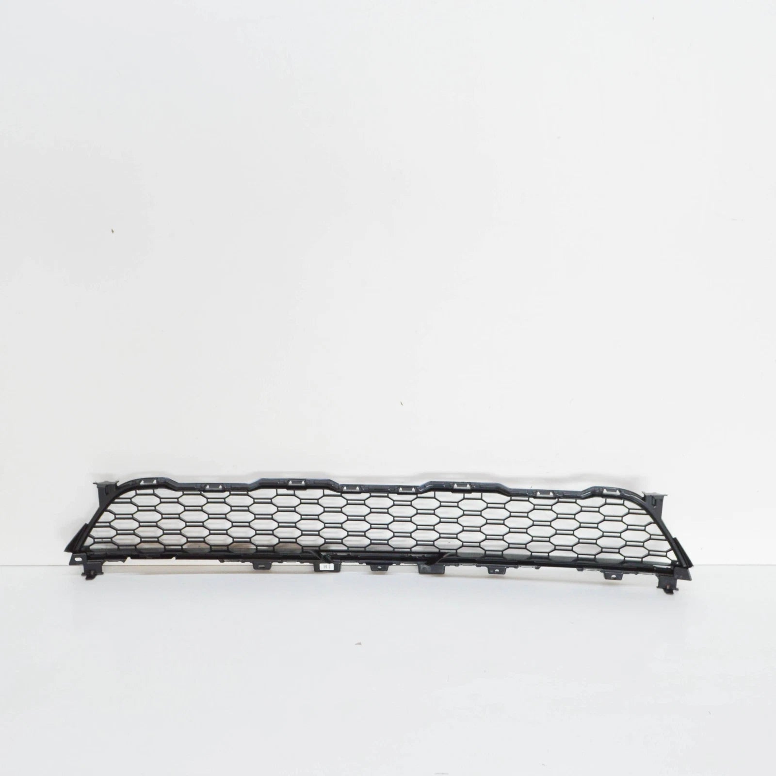 NEW BMW X7 G07 FRONT BUMPER LOWER GRILL 8069887 51118069887 ORIGINAL