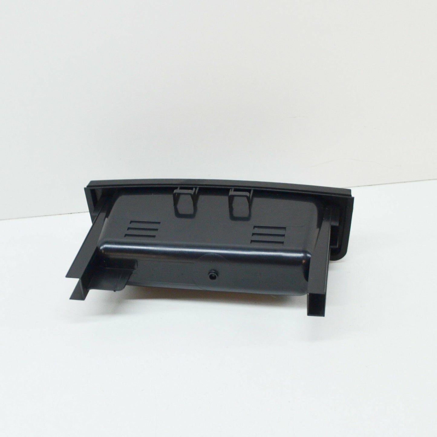 NEW MB C W203 CENTRE CONSOLE STOWAGE COMPARTMENT A20368302917C45 ORIGINAL