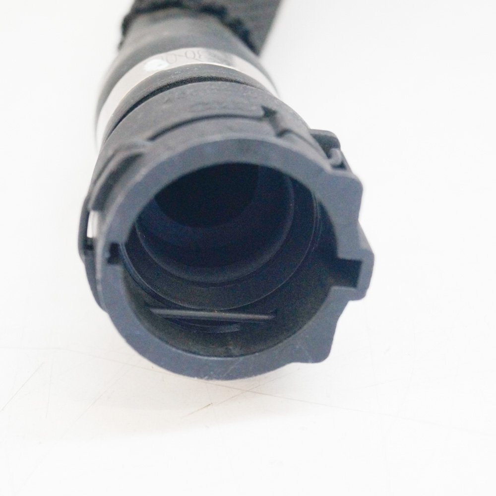 NEW AUDI Q5 8R EXPANSION TANK HOSE 8R0121086A ORIGINAL