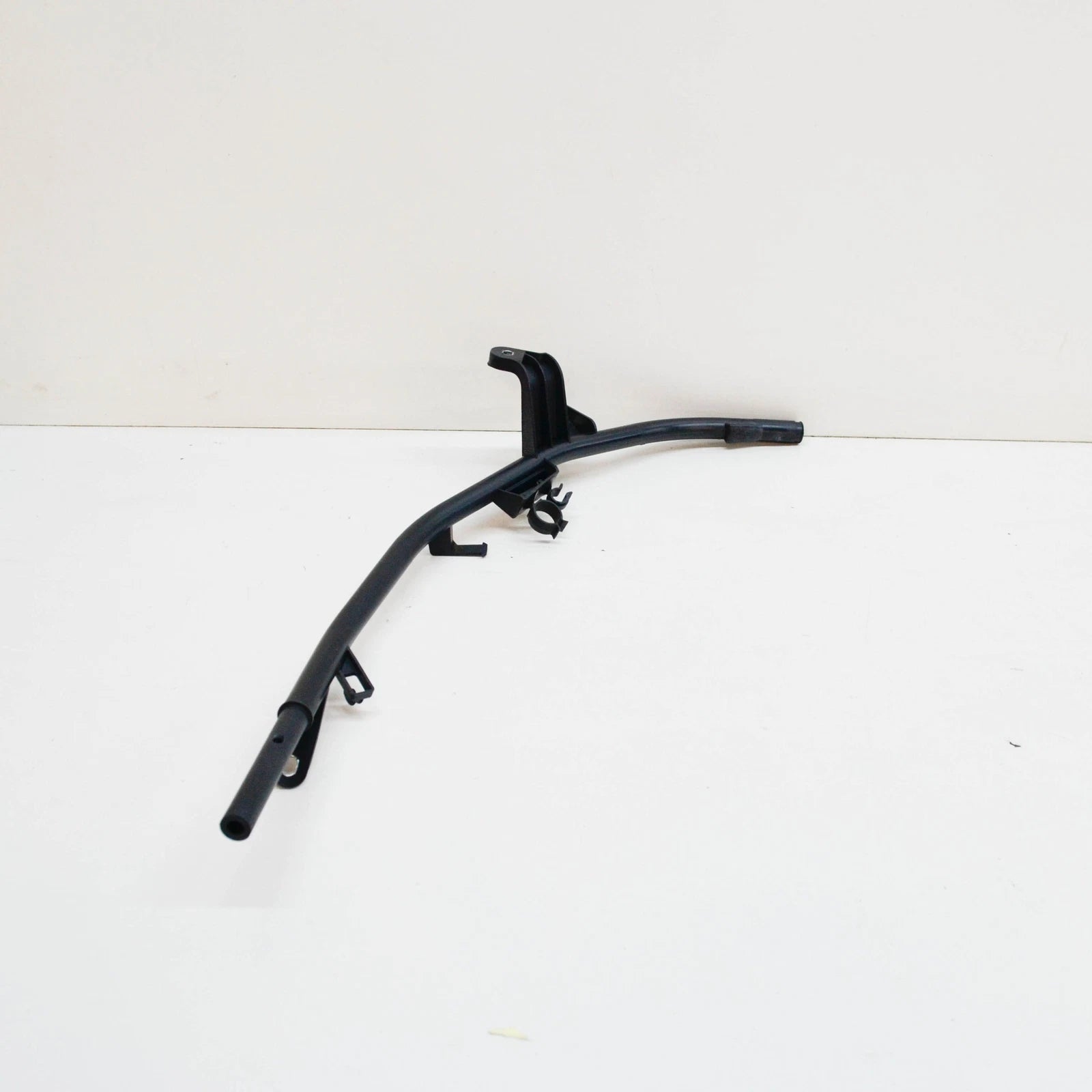 NEW BMW X5 E70 ENGINE OIL DIPSTICK GUIDE TUBE 11437800688 7800688 ORIGINAL