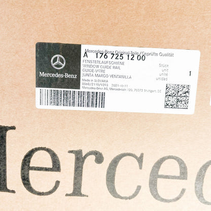 NEW MERCEDES-BENZ A W176 FRONT RIGHT DOOR WINDOW GUIDE RAIL A1767251200 ORIGINAL
