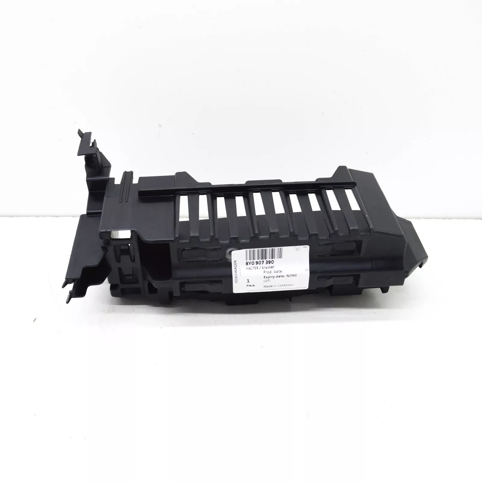 NEW AUDI A3 LIMOUSINE 8Y REAR RIGHT CONTROL UNIT RETAINER 8Y0907390 ORIGINAL