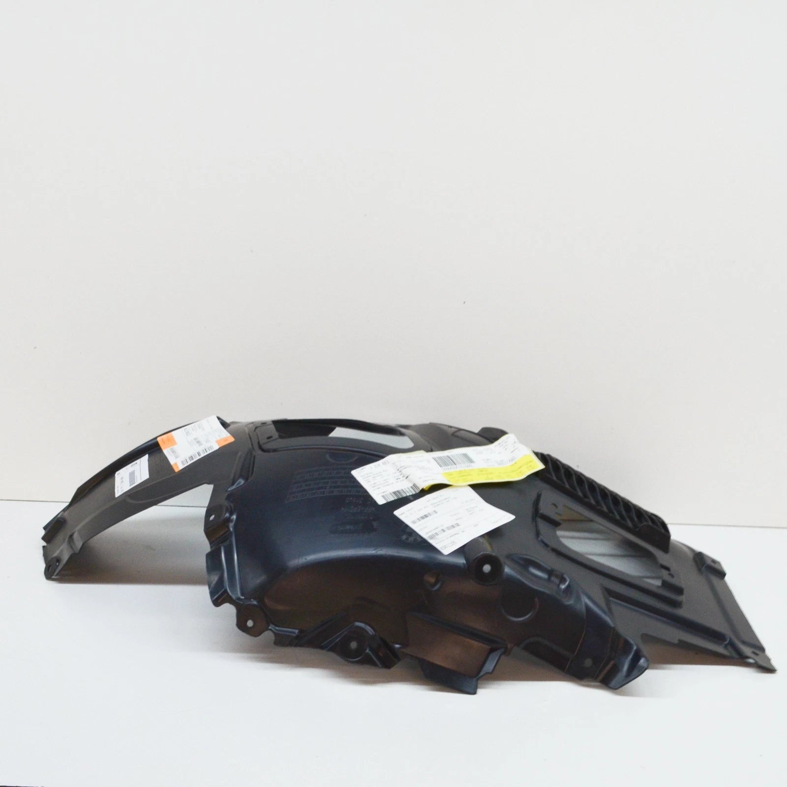 NEW BMW 6 COUPE F13 FRONT LEFT WHEEL ARCH COVER FRONT PART 51717224483 ORIGINAL