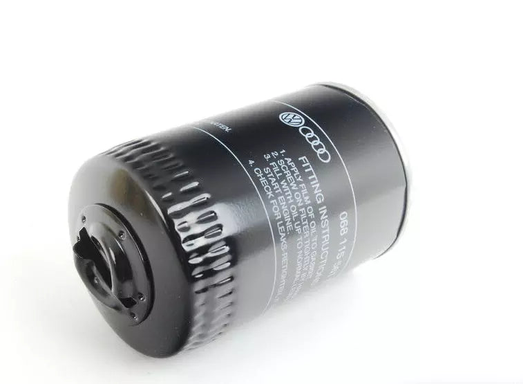 NEW AUDI A4 B6 OIL FILTER 068115561B ORIGINAL