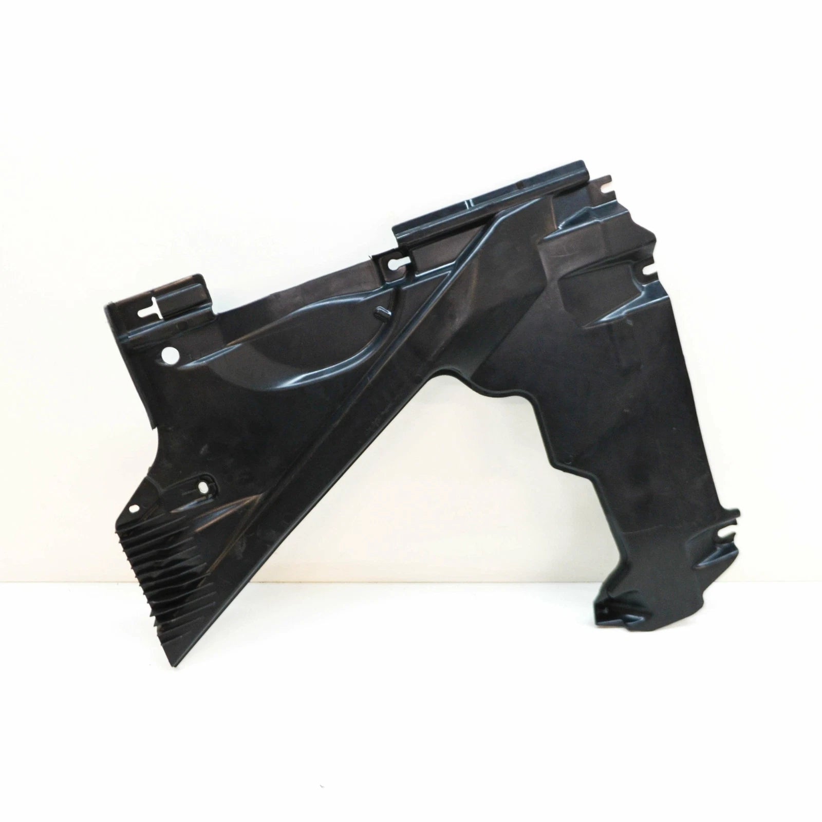 NEW AUDI A5 CABRIO 8W6 REAR RIGHT BOTTOM FLOOR PAN SHIELD 8W7825216