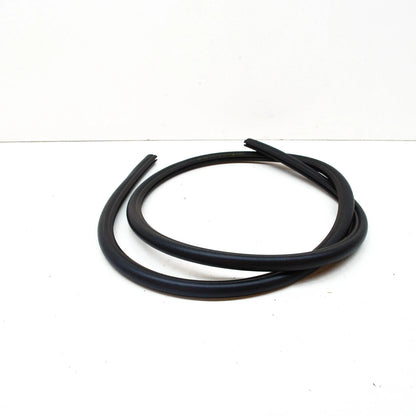 NEW BMW 7 G11 G12 FRONT ENGOINE BONNET HOOD SEAL 51767347393 ORIGINAL