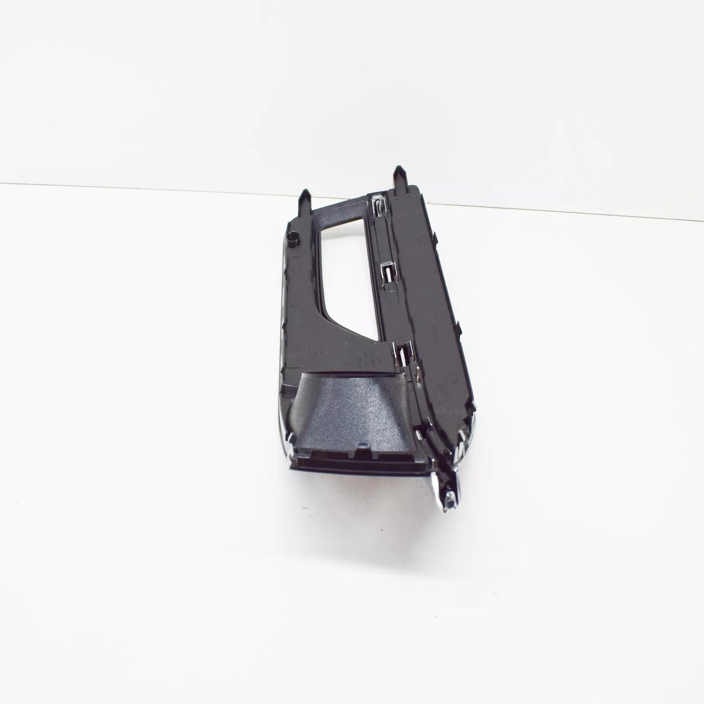 NEW AUDI A4 B8 FRONT BUMPER RIGHT FOG LIGHT GRILLE  8K0807682Q01C 2014