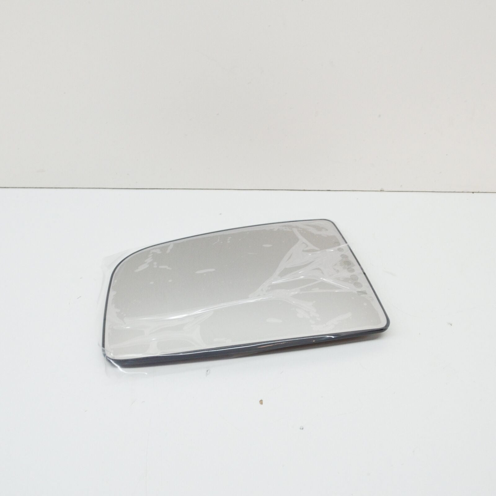 NEW MB SPRINTER 906 FRONT RIGHT DOOR MIRROR TOP GLASS A0028115733 ORIGINAL